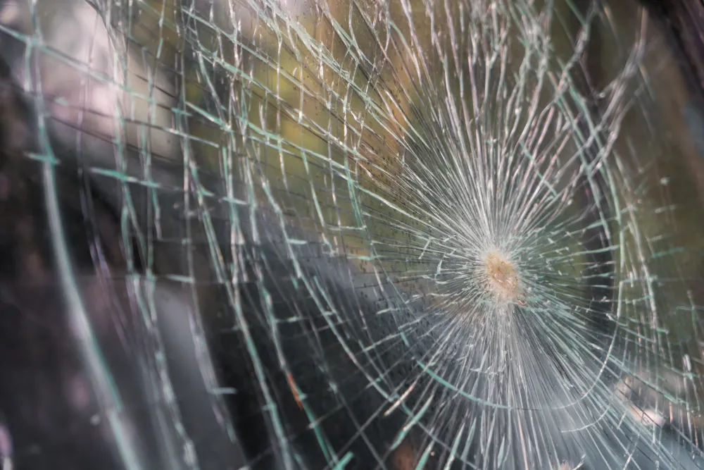 How do you know it's time to change your windshield?